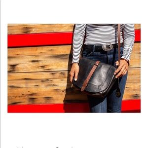 Will leather Seneca Crossbody